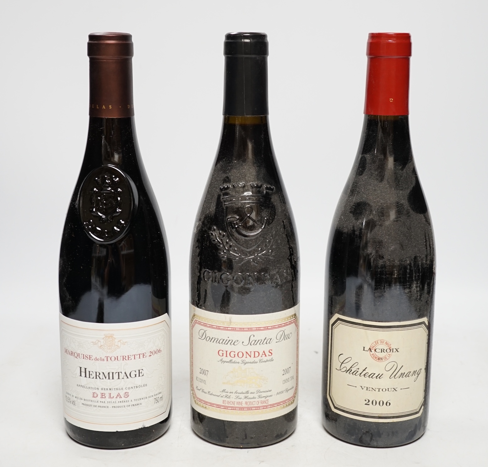 Eighteen bottles of wine to include La Sabarotte Coronas 2006, Domaine Santa Duc Gigondas 2007, Longue Toque Vacqueyras 2008, Marquise de la Tourette 2006, Chateau Haut-Bages 1990, etc. Condition - good, storage history
